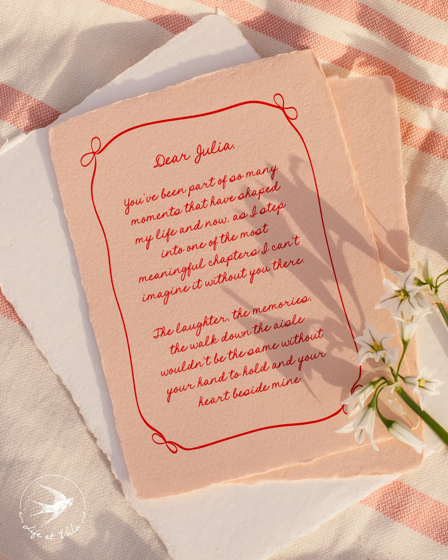 Vuoi Essere la Mia Damigella? | Proposta Stravagante per Damigella | Modello Canva Modificabile | Rosso