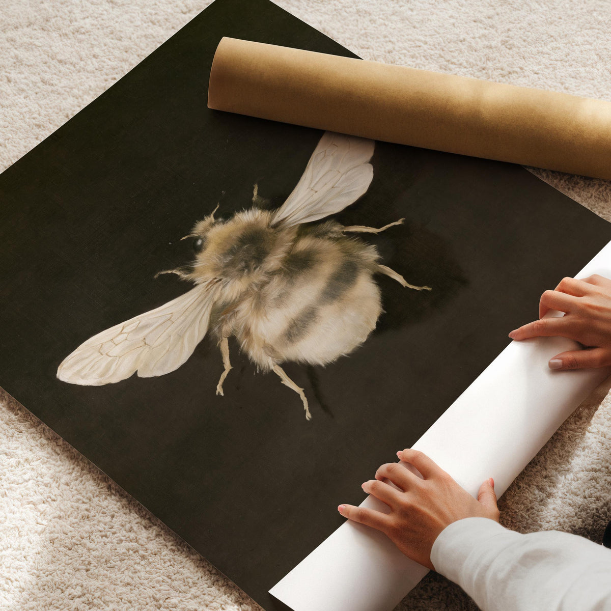 Dark Academia Bee, Vintage Bumblebee Wall Art, Bug Printable, Antique Insect Painting, White Bee Print, Moody Bee Art, Entomology Decor H226