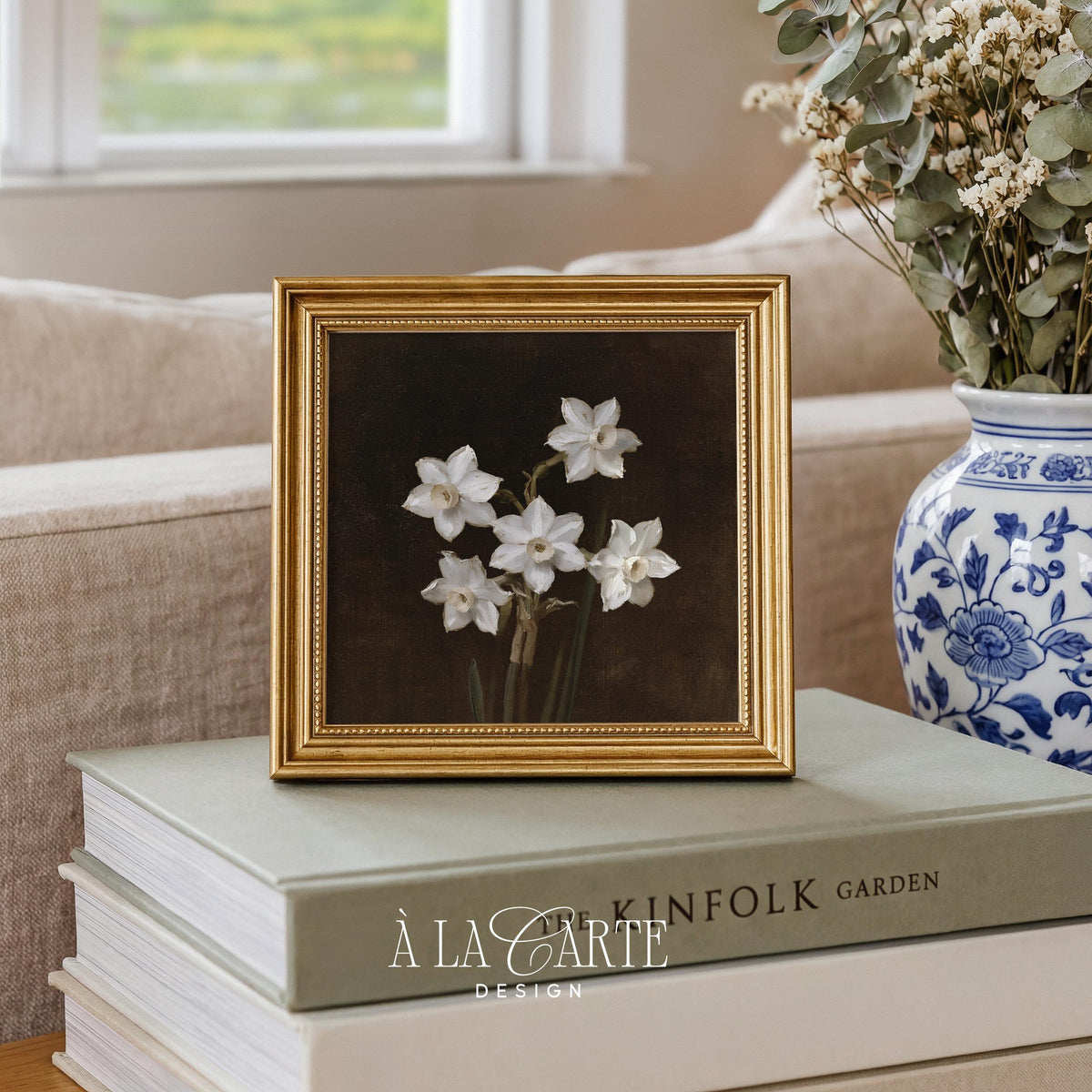 Vintage daffodil poster for accent wall — classical botanical painting with contrast between soft and shadowy tones